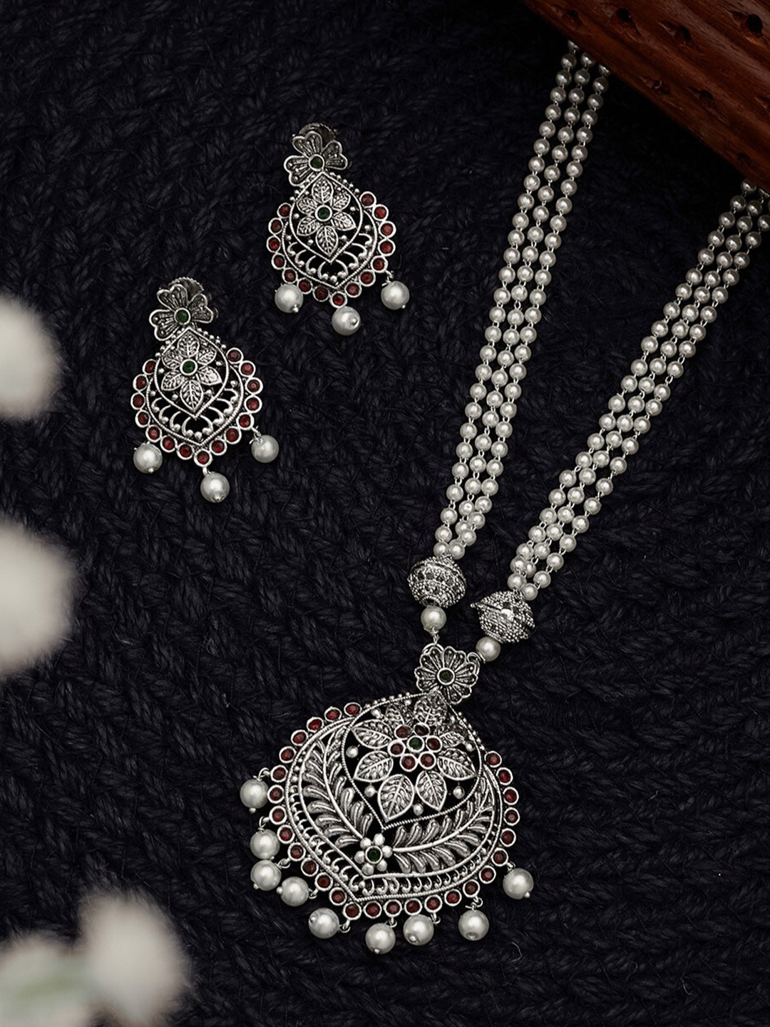 

ATIBELLE German Silver Plated Stones & Studded & Beaded Jewellery Set
