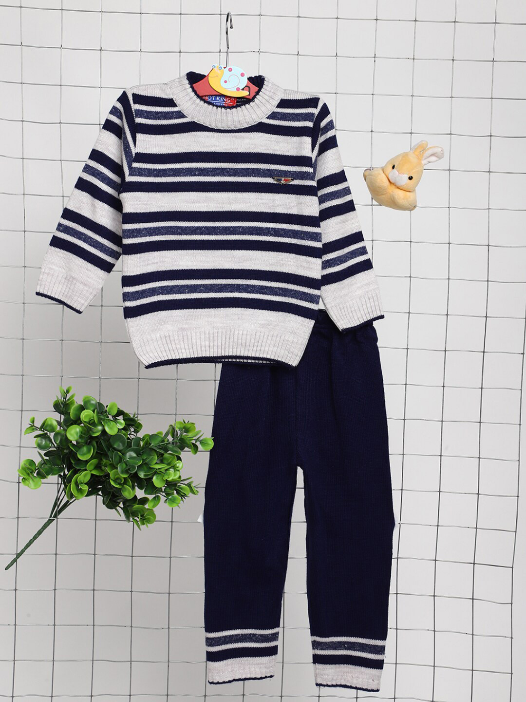

V-Mart Pack Of 2 Boys Printed Pure Cotton Sweatshirt With Jogger, Navy blue
