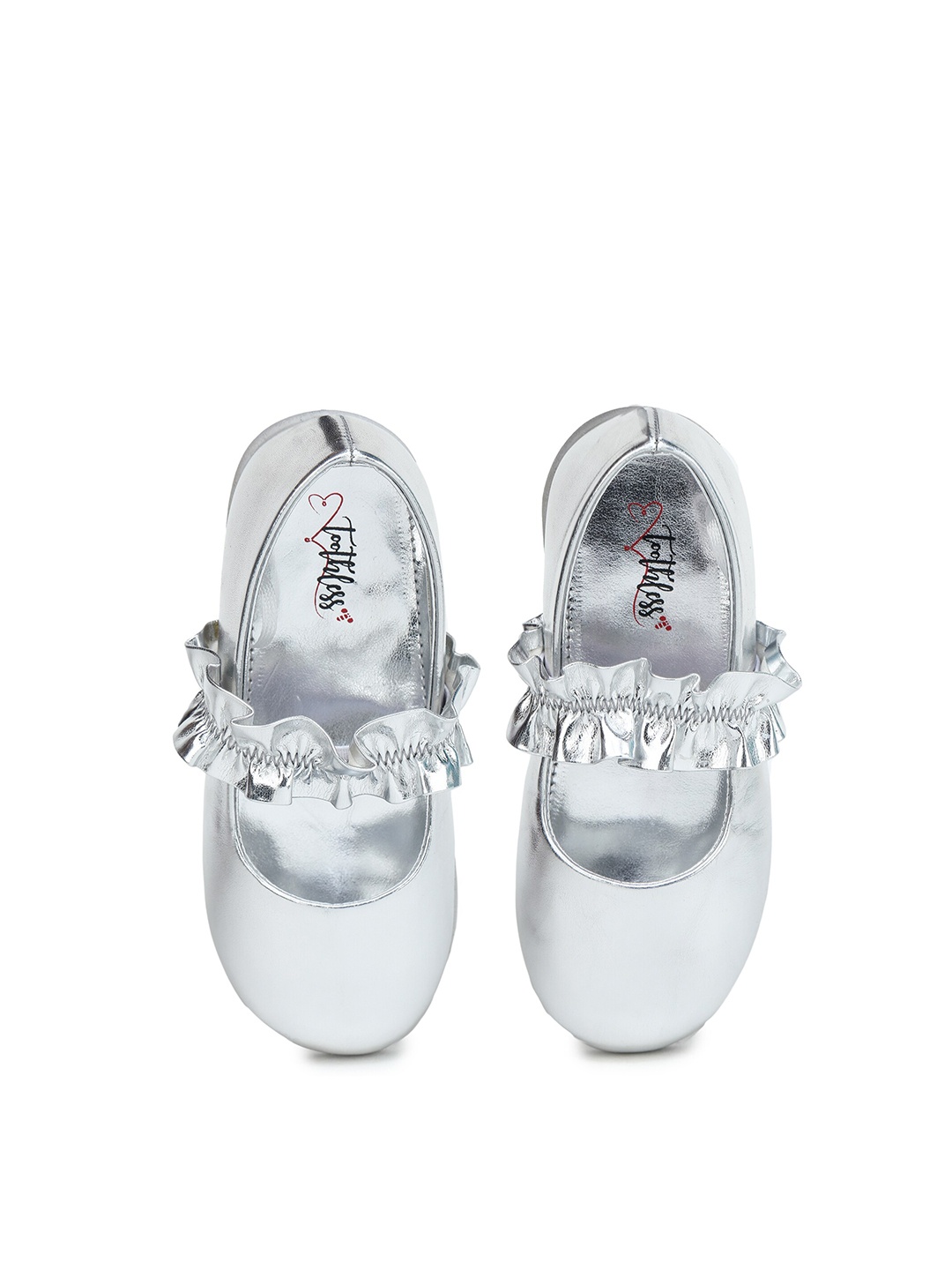 

toothless Girls Round Toe Ballerinas, Silver