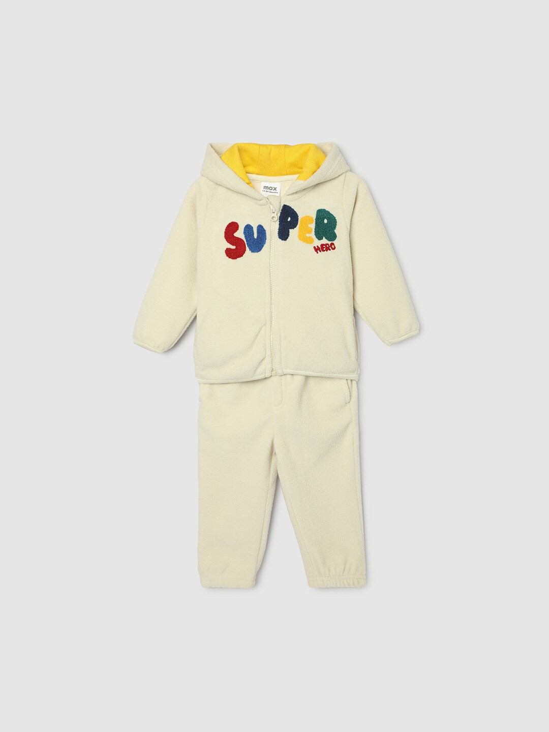 

max Boys Typography Printed T-shirt With Pyjamas, Cream