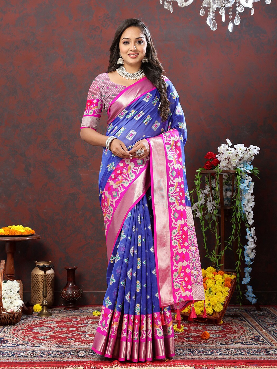 

KALINI Blue Ethnic Motifs Woven Design Zari Organza Banarasi Saree