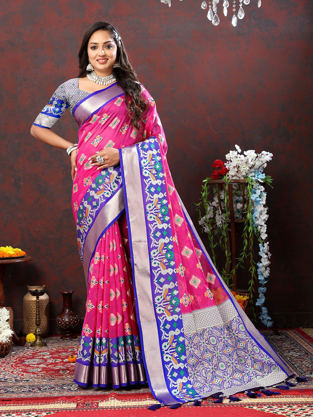 

KALINI Pink Woven Design Zari Organza Silk Banarasi Saree