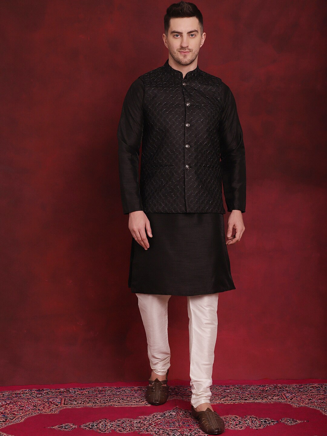 

Jompers Woven Design Kurta With Pyjama & Nehru Jacket, Black