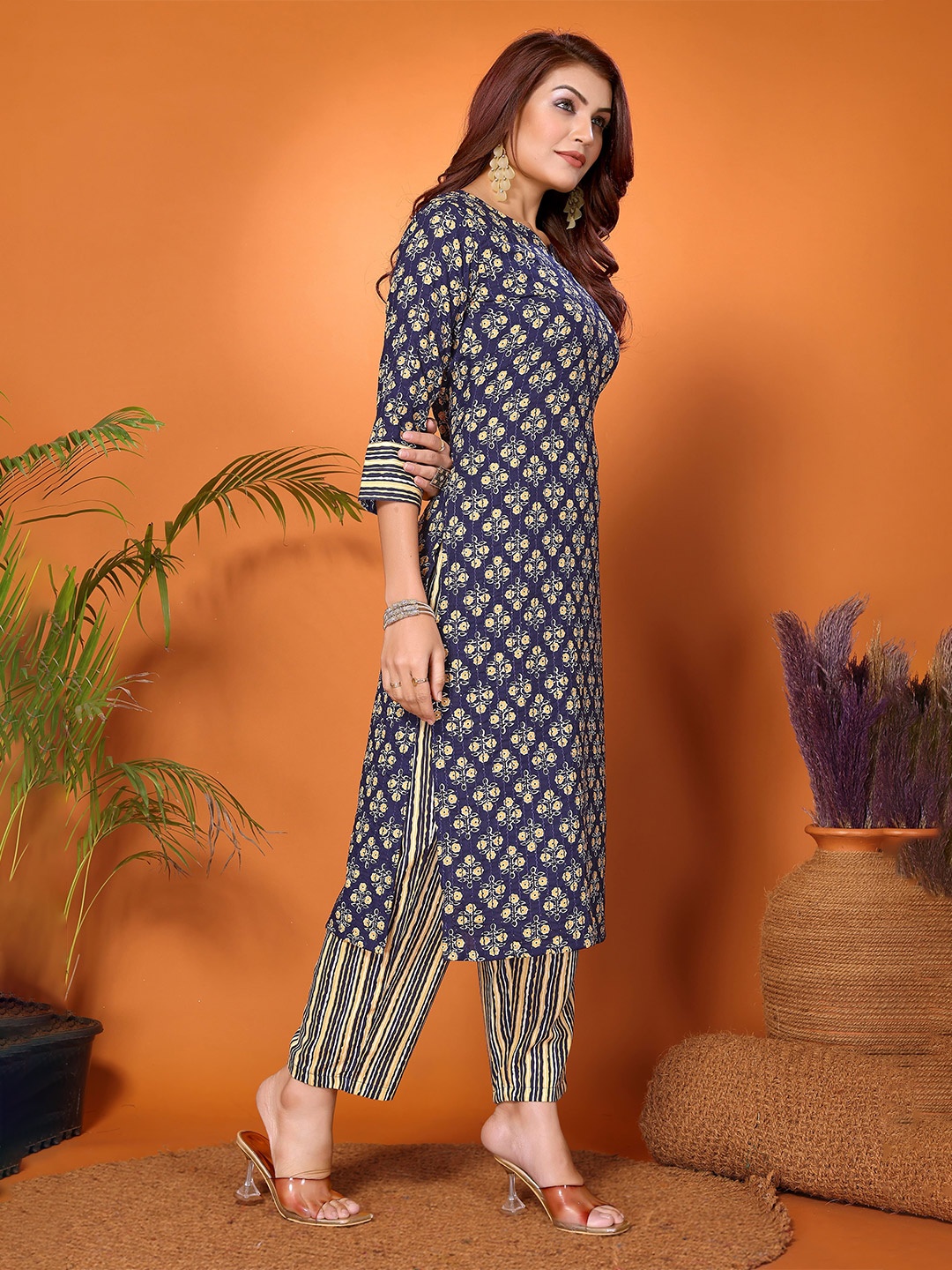 

KALINI Floral Printed Round Neck Straight Kurta with Trousers, White