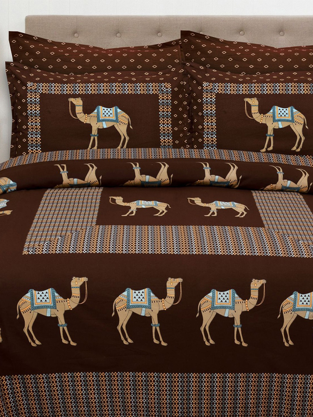 

Bombay Spreads Brown Ethnic Motifs Cotton 210 TC King Bedsheet with 2 Pillow Covers