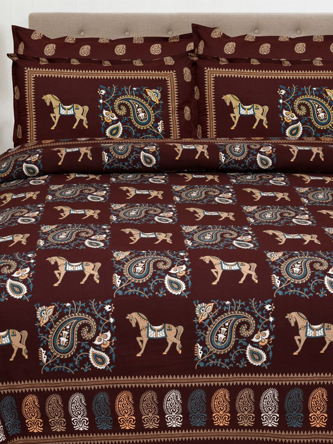 

Bombay Spreads Brown 210 TC King Bedsheet with 2 Pillow Covers