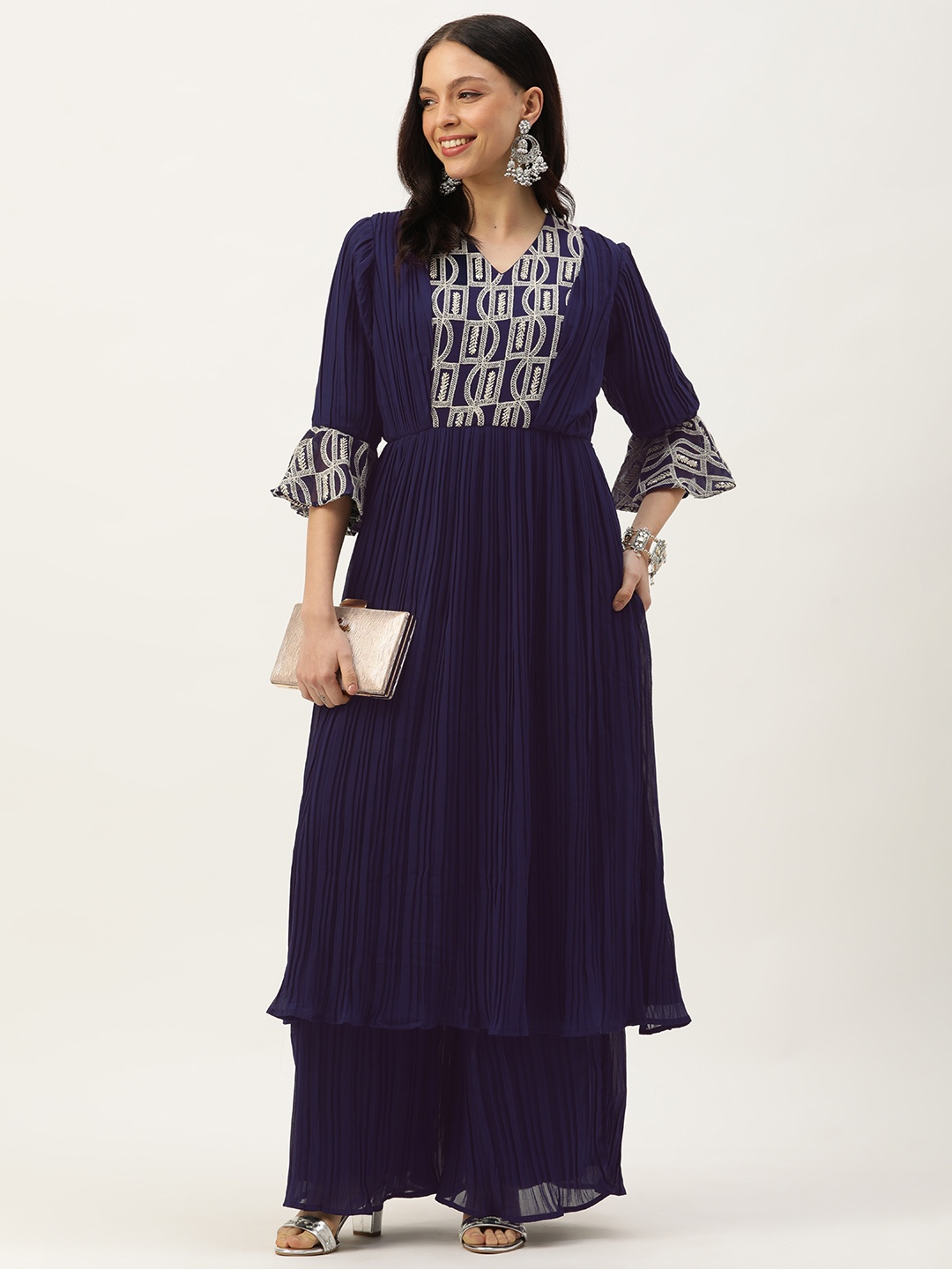 

Ethnovog Women Floral Embroidered Empire Thread Work Kurta with Palazzos, Navy blue