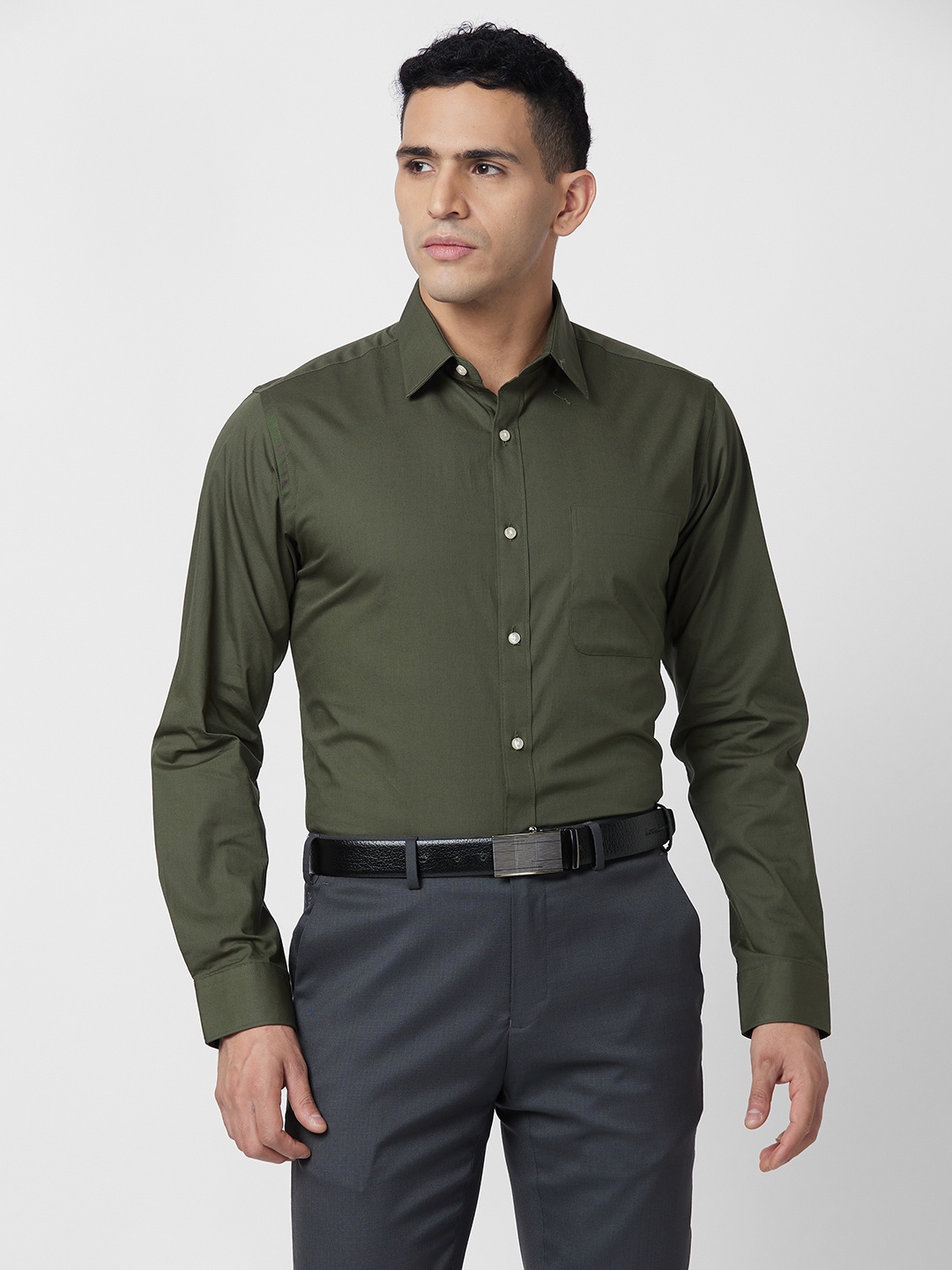 

Raymond Pure Cotton Slim Fit Opaque Formal Shirt, Green