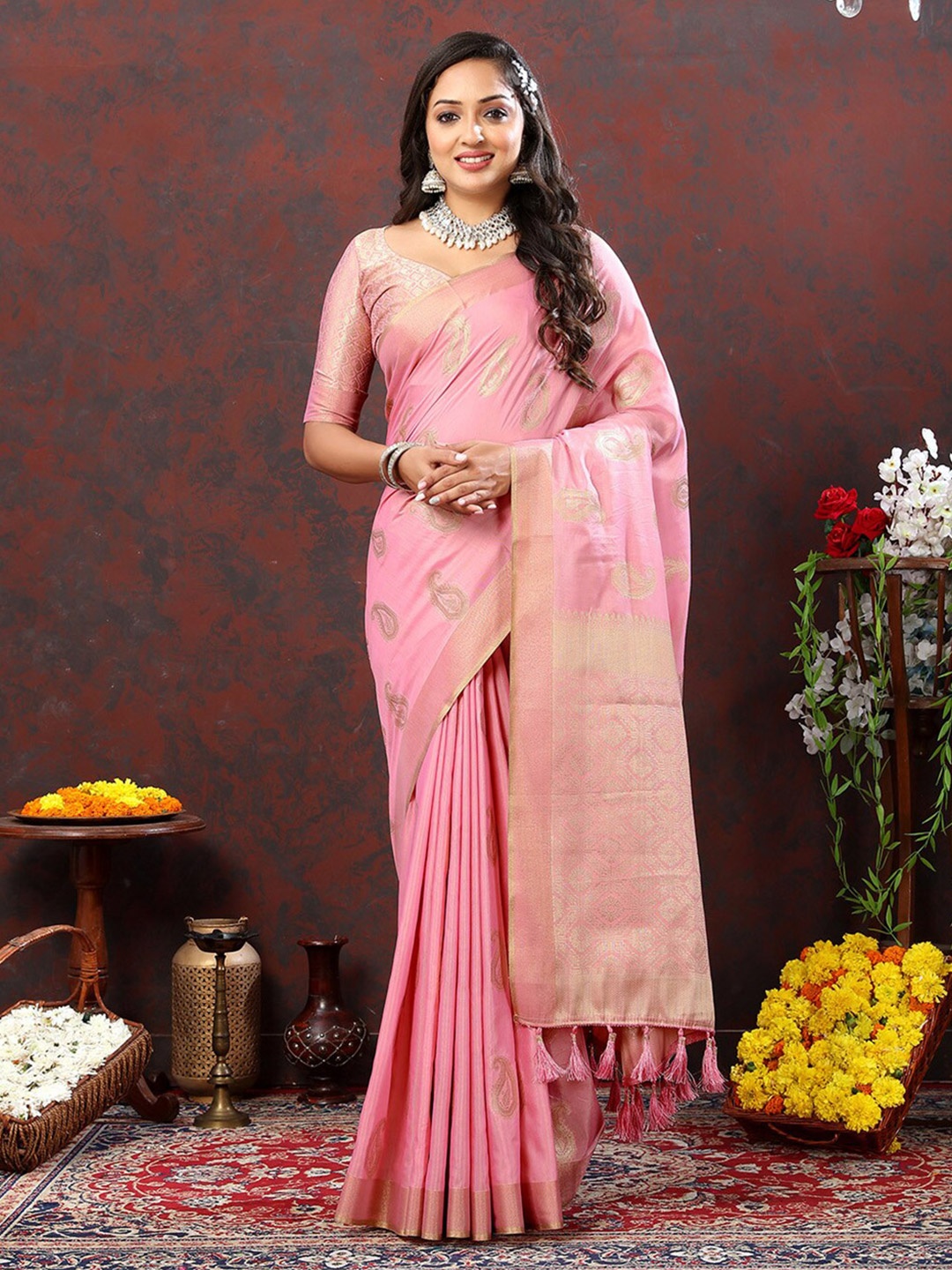 

KALINI Paisley Woven Design Zari Banarasi Saree, Pink