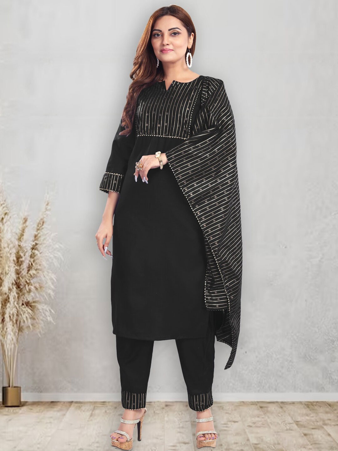 

pinfit Striped Patchwork Round Neck Cotton Blend Kurta with Palazzos & With Dupatta, Black