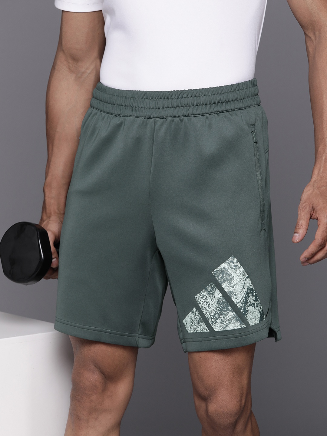 

ADIDAS Men WO KNITLOGO SHO Printed Training or Gym Sports Shorts, Grey