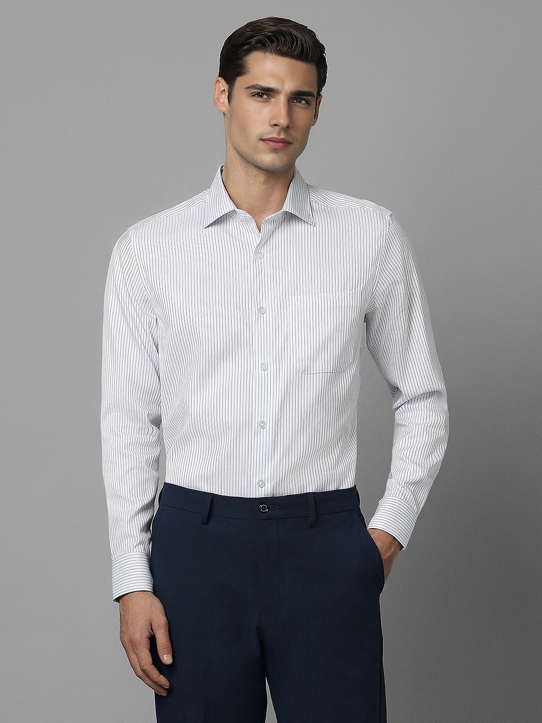 

Louis Philippe Vertical Stripes Spread Collar Cotton Regular Fit Formal Shirt, White