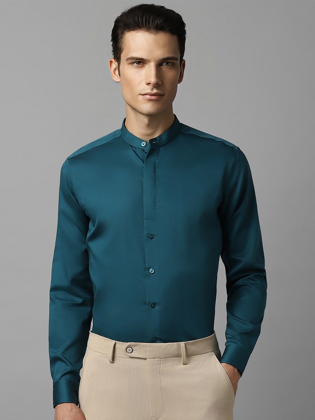 

Louis Philippe Slim Fit Opaque Cotton Formal Shirt, Blue