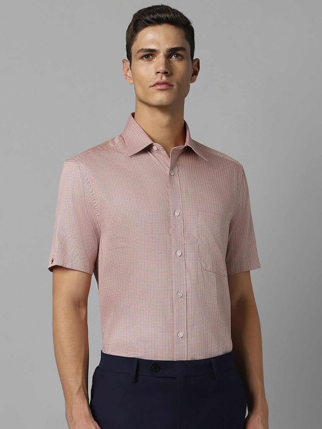 

Louis Philippe Spread Collar Short Sleeves Cotton Formal Shirt, Pink