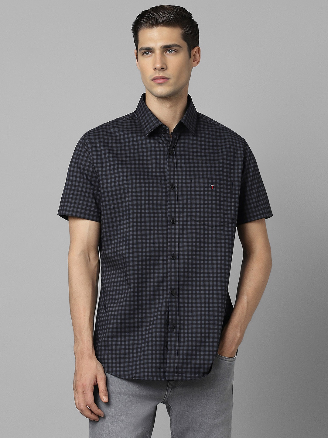 

Louis Philippe Sport Men Black Slim Fit Checked Casual Shirt