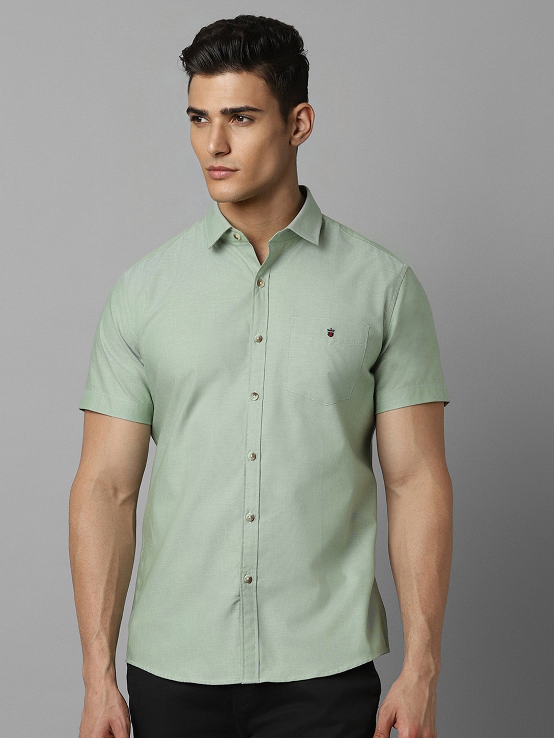

Louis Philippe Sport Men Green Slim Fit Casual Shirt