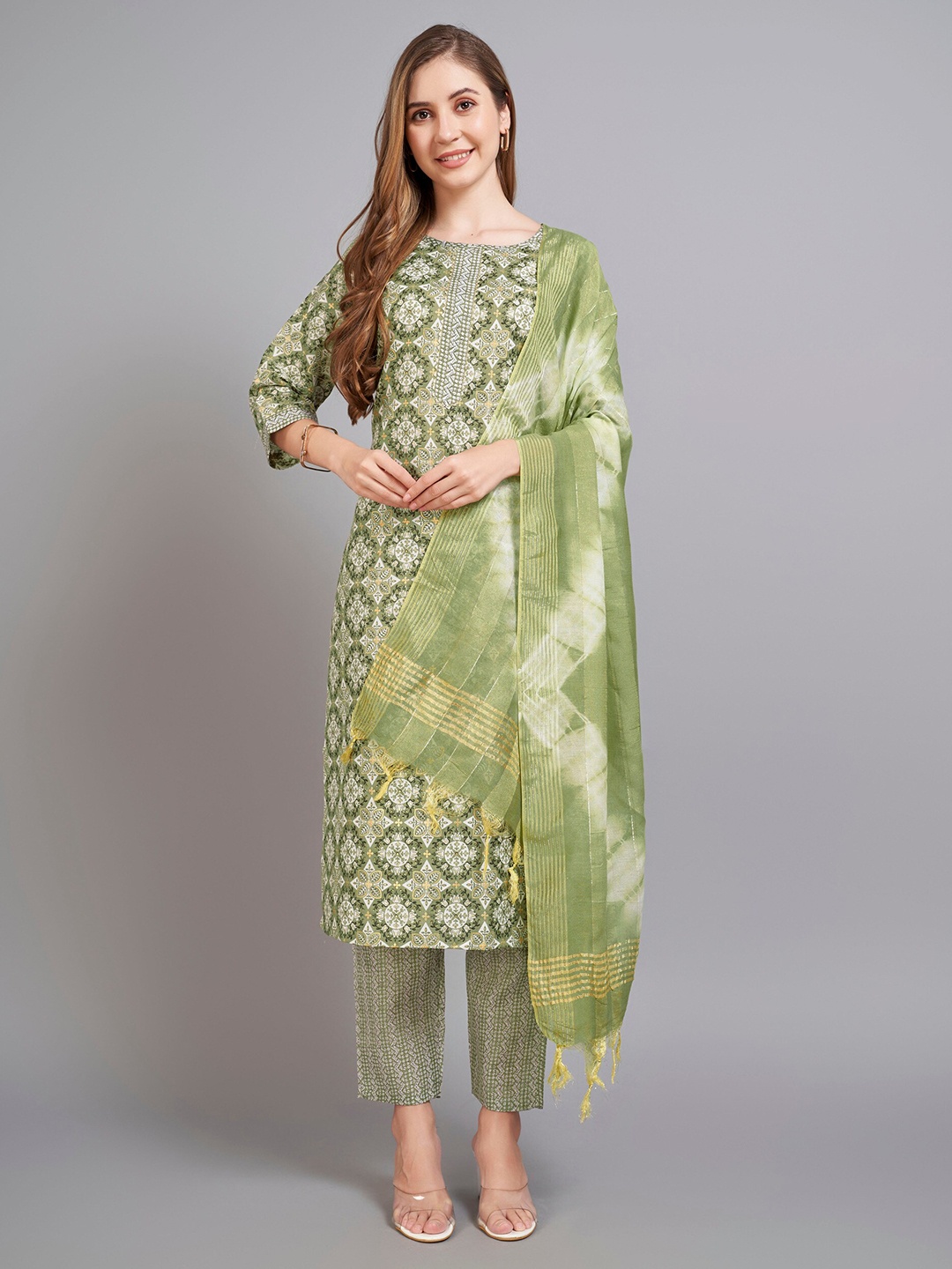 

Twika Ethnic Motifs Kurta With Trousers & Dupatta, Green