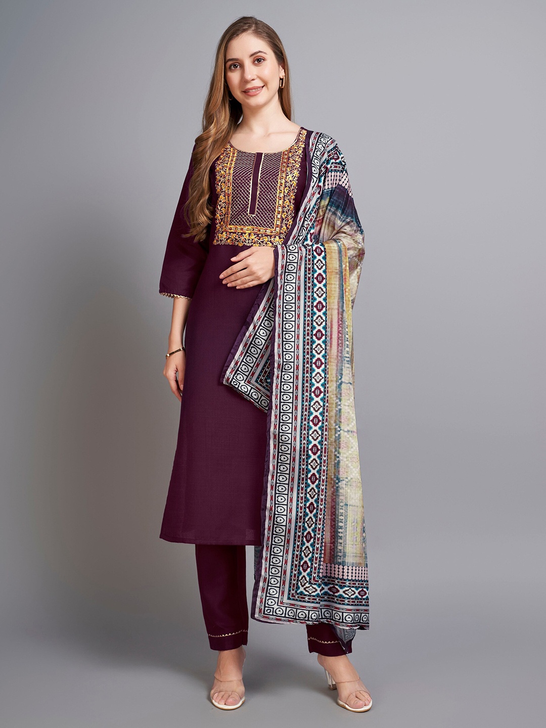 

Twika Embroidered Kurta With Trousers & Dupatta, Purple