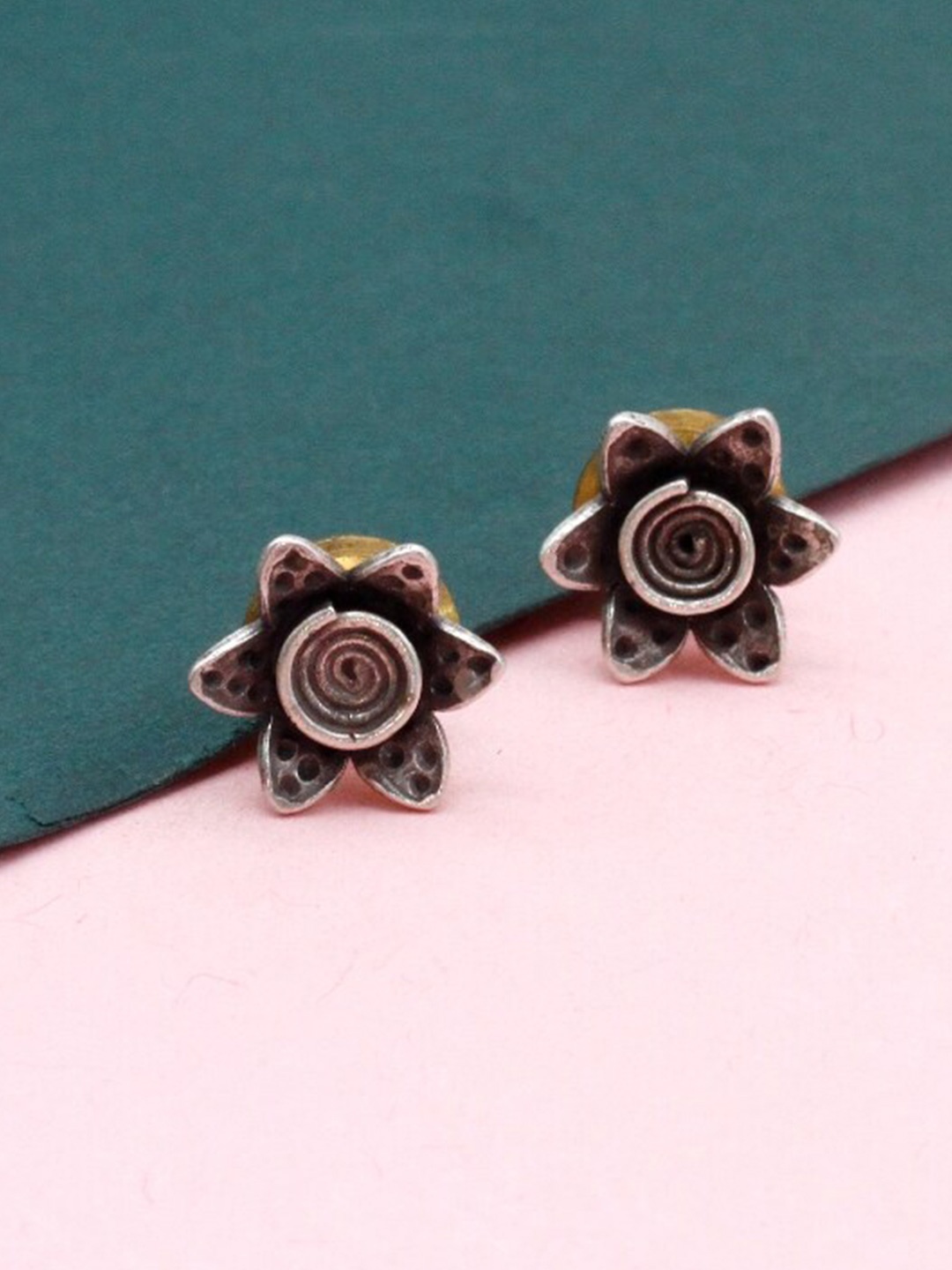 

SANGEETA BOOCHRA Sterling Silver Contemporary Studs Earrings
