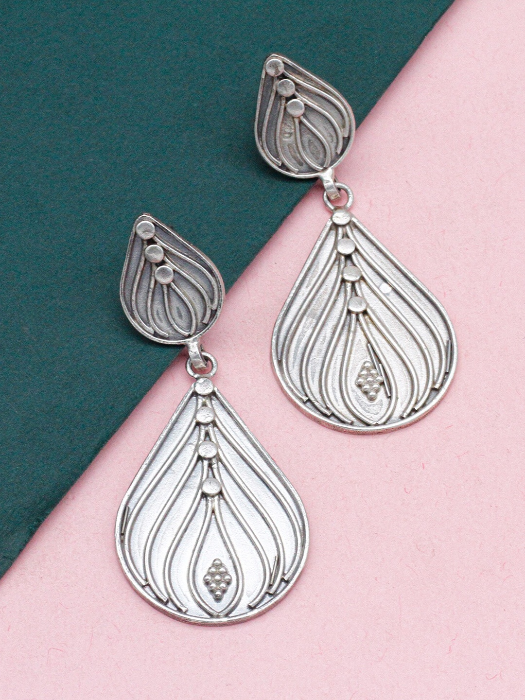 

SANGEETA BOOCHRA Sterling Silver Oxidised Contemporary Drop Earrings