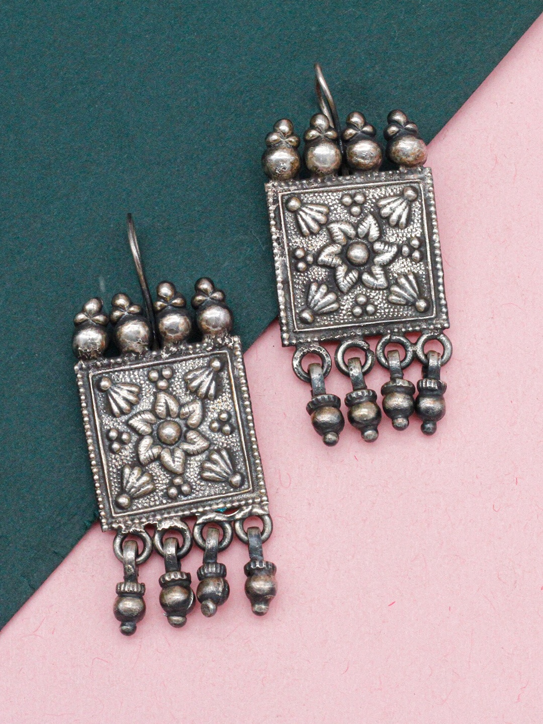 

SANGEETA BOOCHRA Beaded Contemporary Studs Earrings, Silver