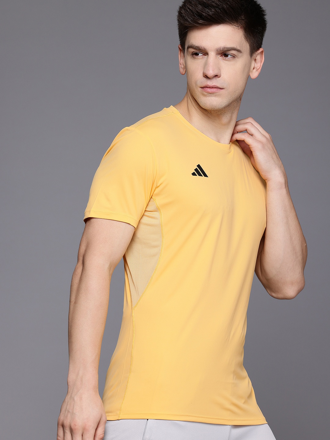 

ADIDAS Adizero Essentials Running T-shirt, Yellow