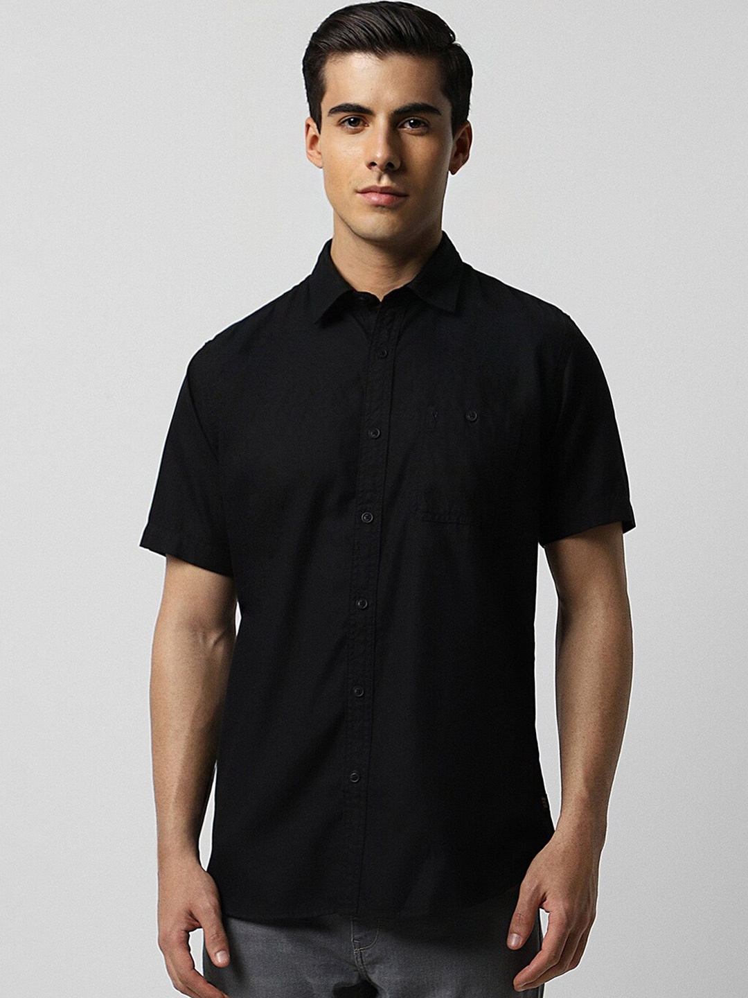 

VAN HEUSEN DENIM LABS Slim Fit Opaque Cotton Casual Shirt, Black