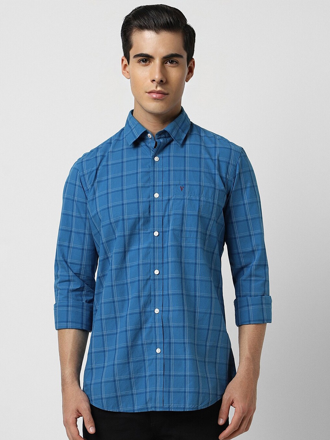 

Van Heusen Sport Slim Fit Checked Spread Collar Full Sleeves Casual Shirt, Blue