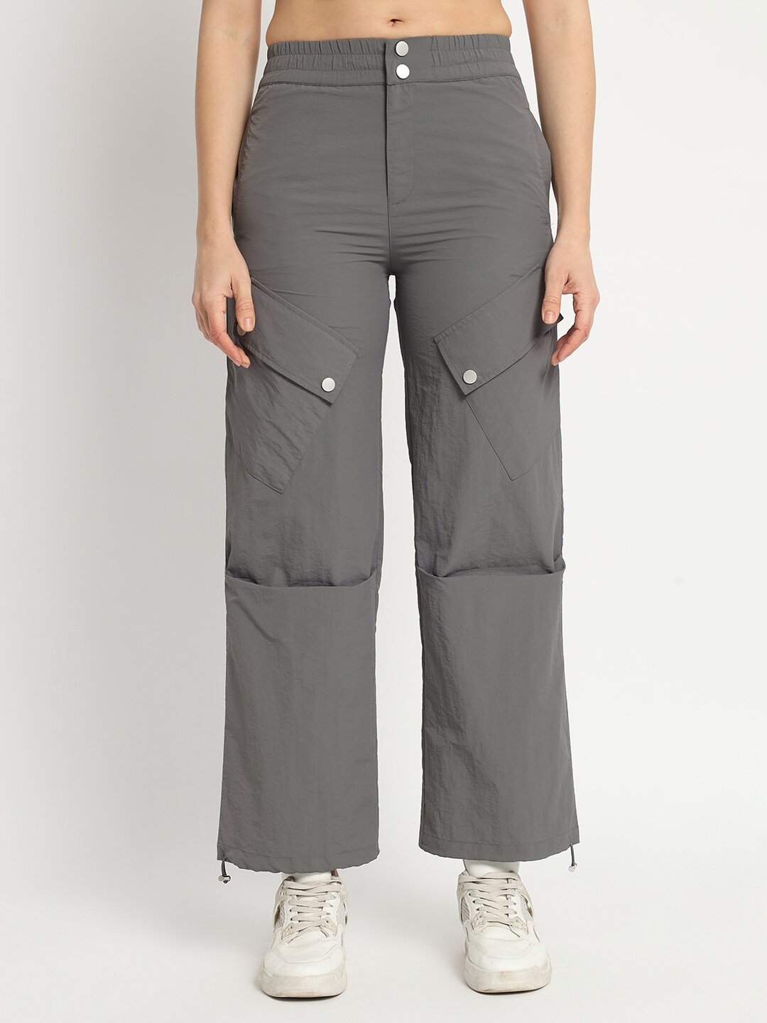 

VividArtsy Women Mid-Rise Tapered Fit Riveted Cargo Joggers, Grey