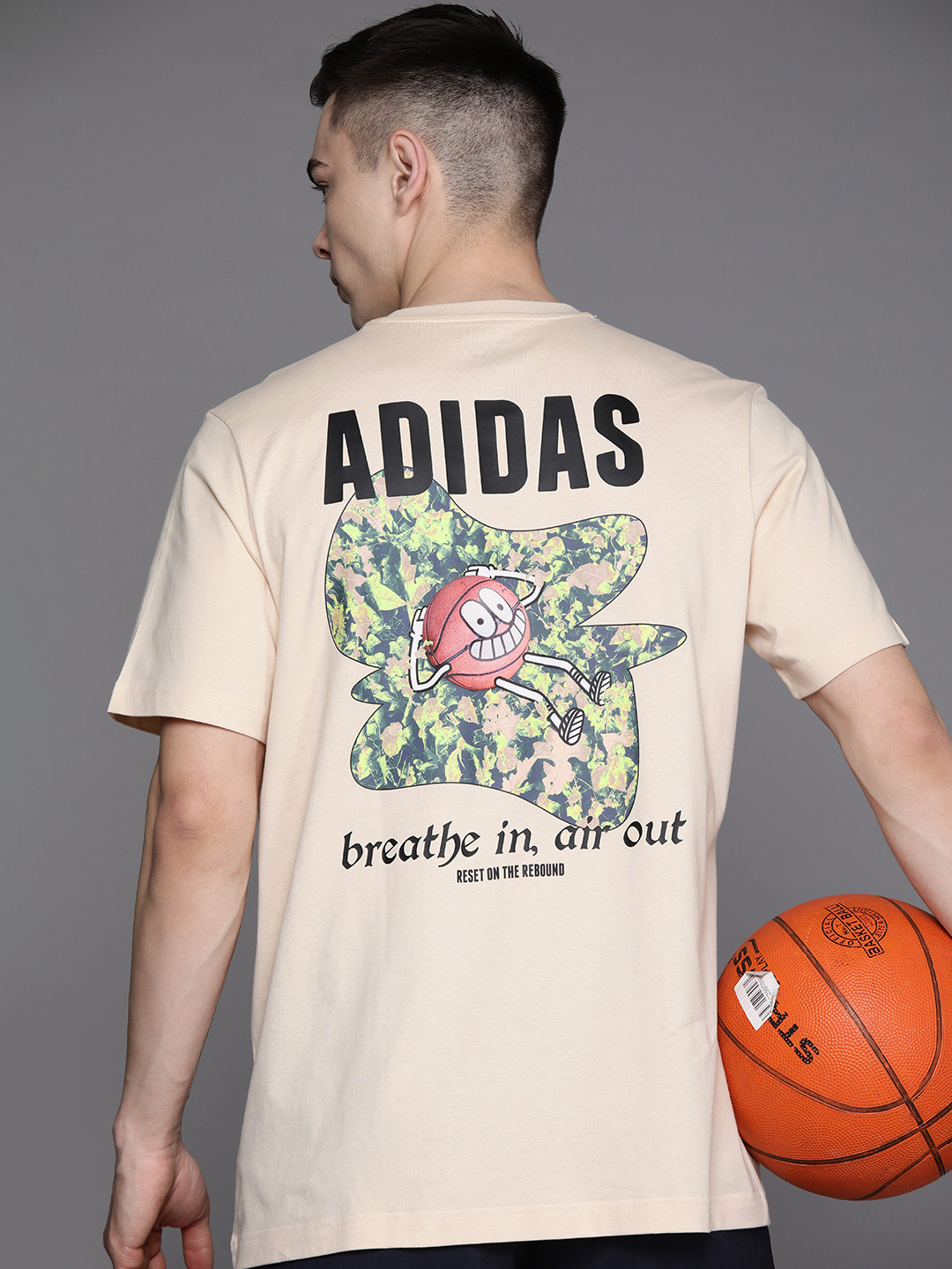 

ADIDAS LIL Stripe Q2 Basketball T-shirt, Beige