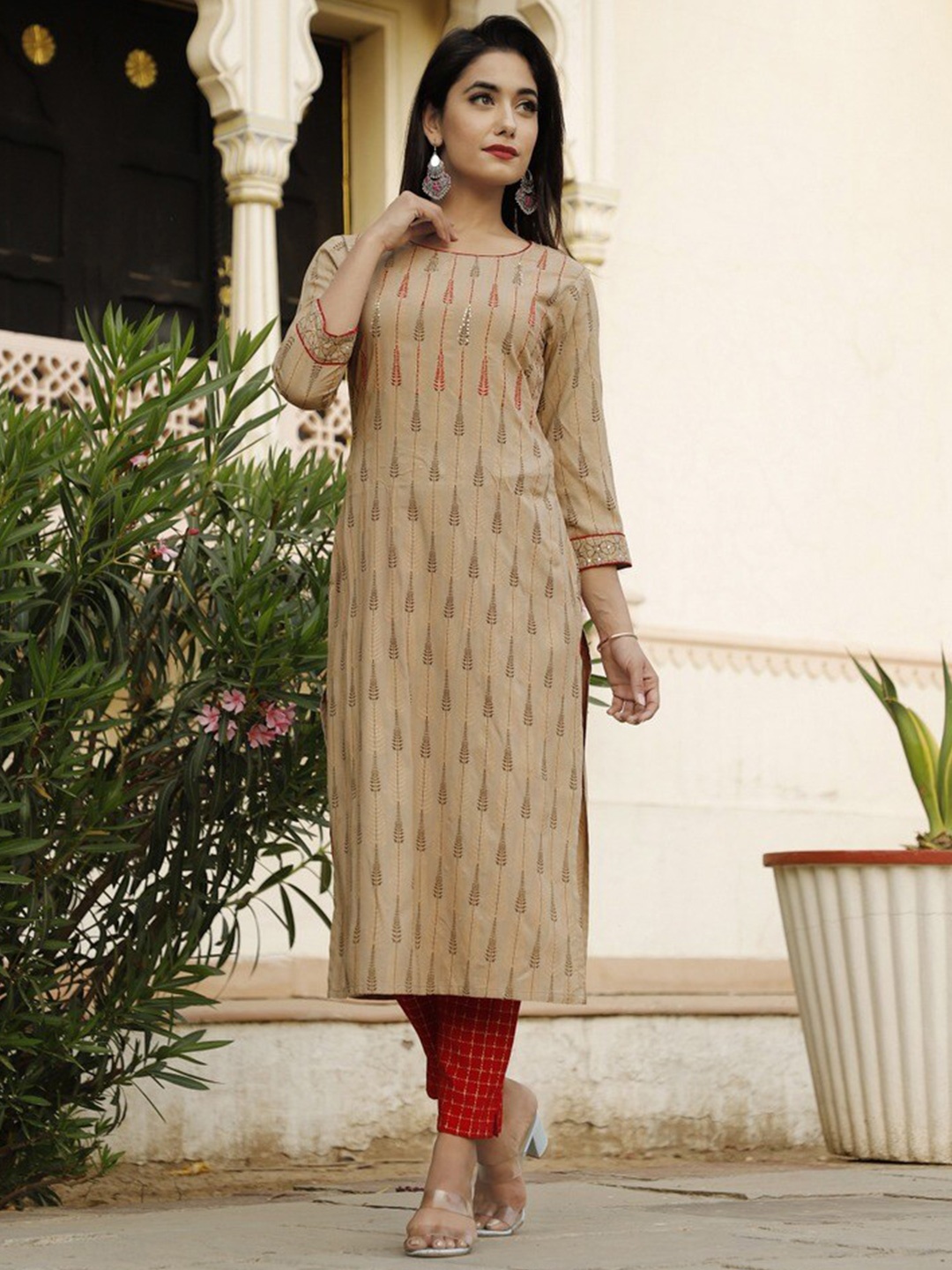 

BAESD Beige and Red Printed Regular Thread Work Kurta with Trousers