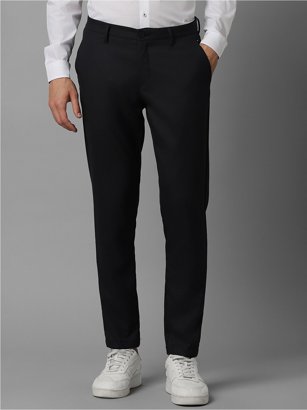 

Louis Philippe Sport Men Slim Fit Chinos, Black