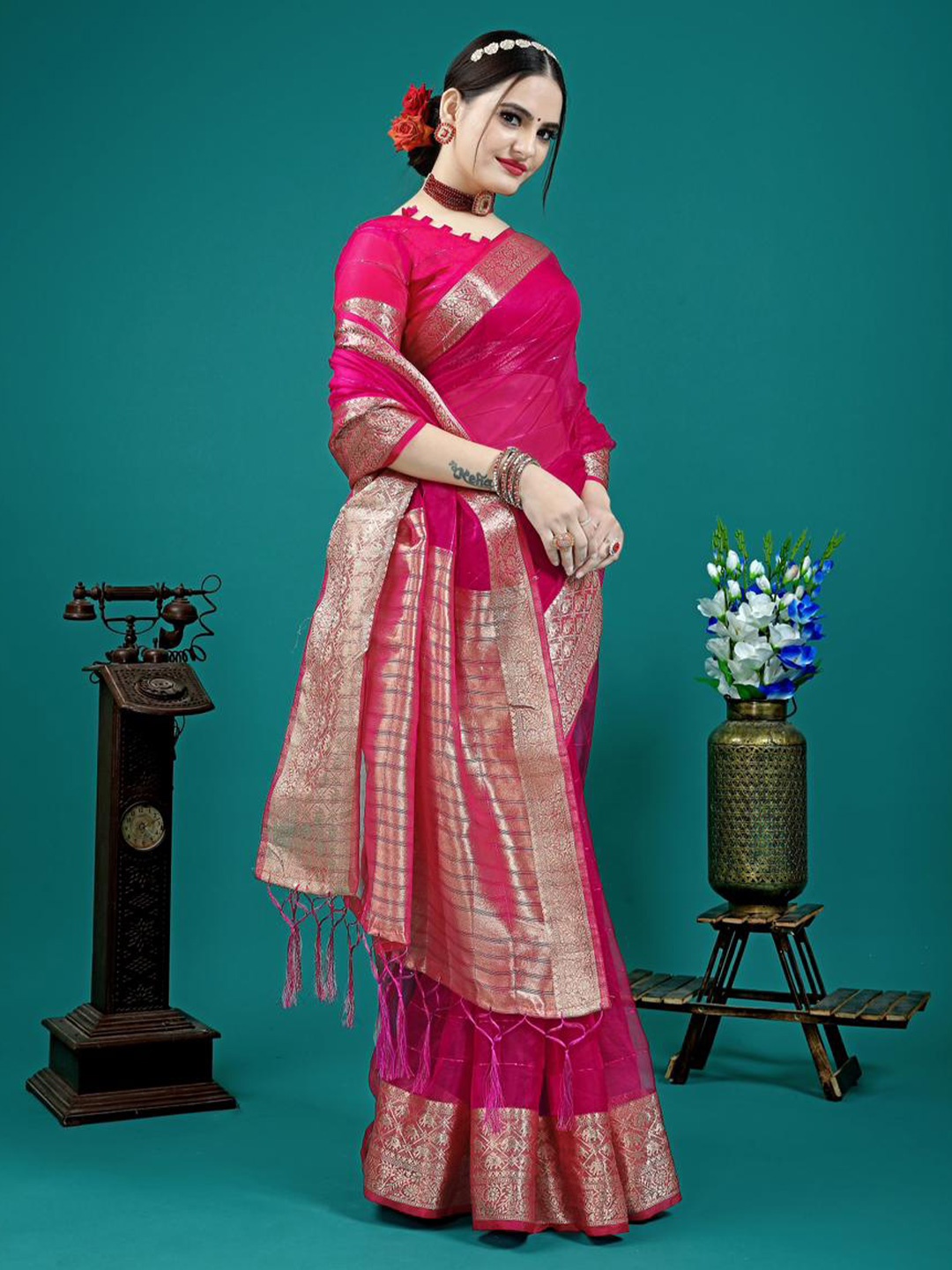 Lyunica Floral Aari Work Organza Handloom Dharmavaram Saree, Pink