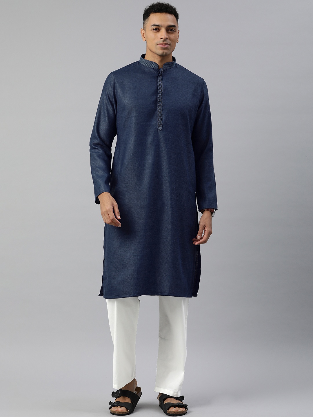 

Manthan Men Woven Design Regular Thread Work Kurta with Pyjamas, Blue