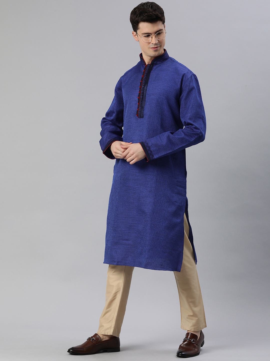 

Manthan Men Woven Design Thread Work Kurta, Blue