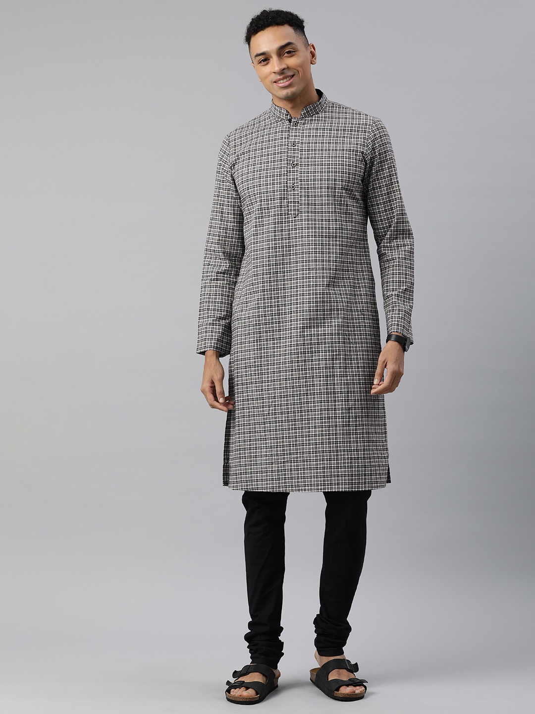 

Manthan Men Checked Kurta, Black