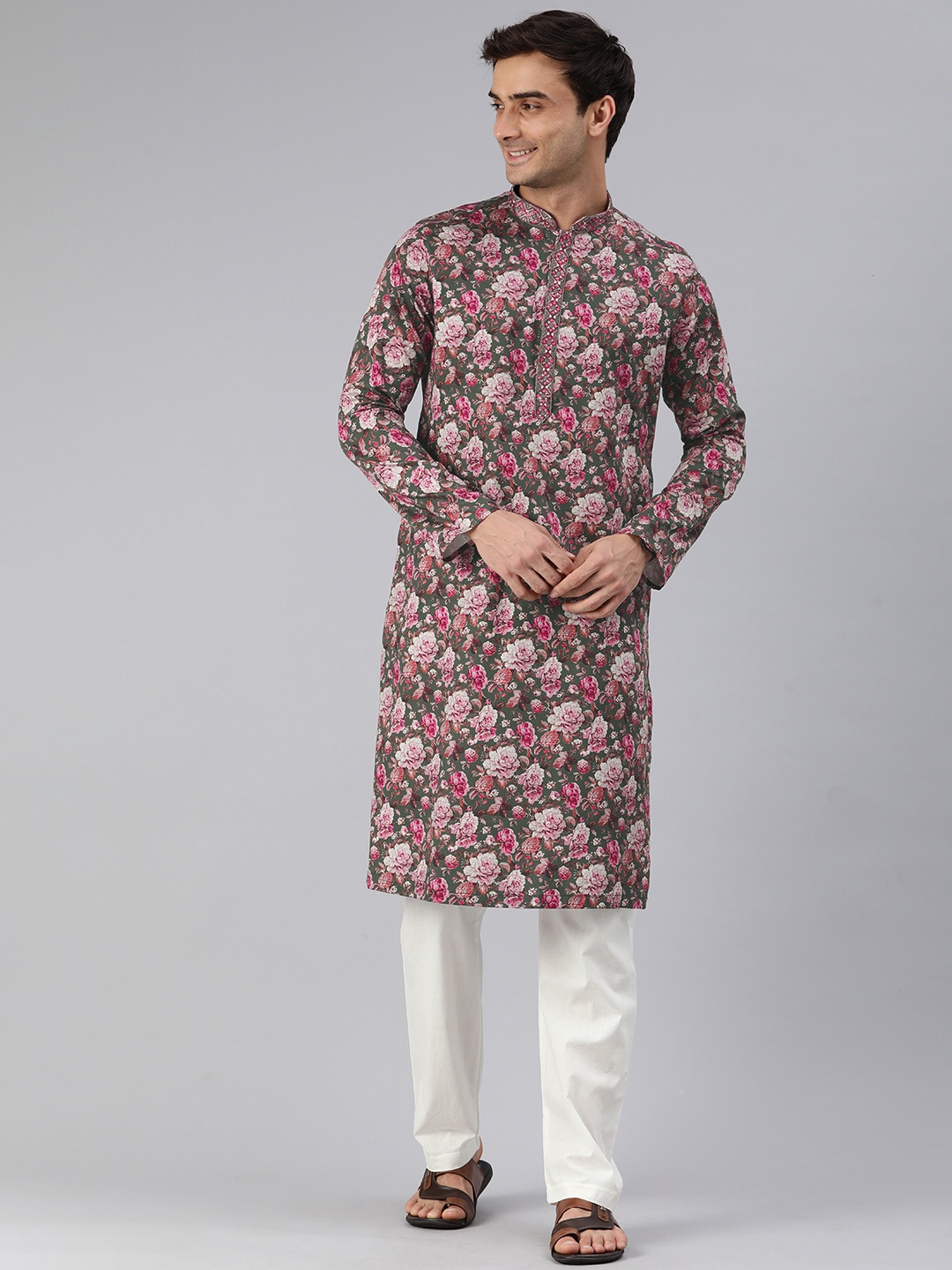 

Manthan Men Floral Printed Thread Work Pure Cotton Kurta with Pyjamas, Green