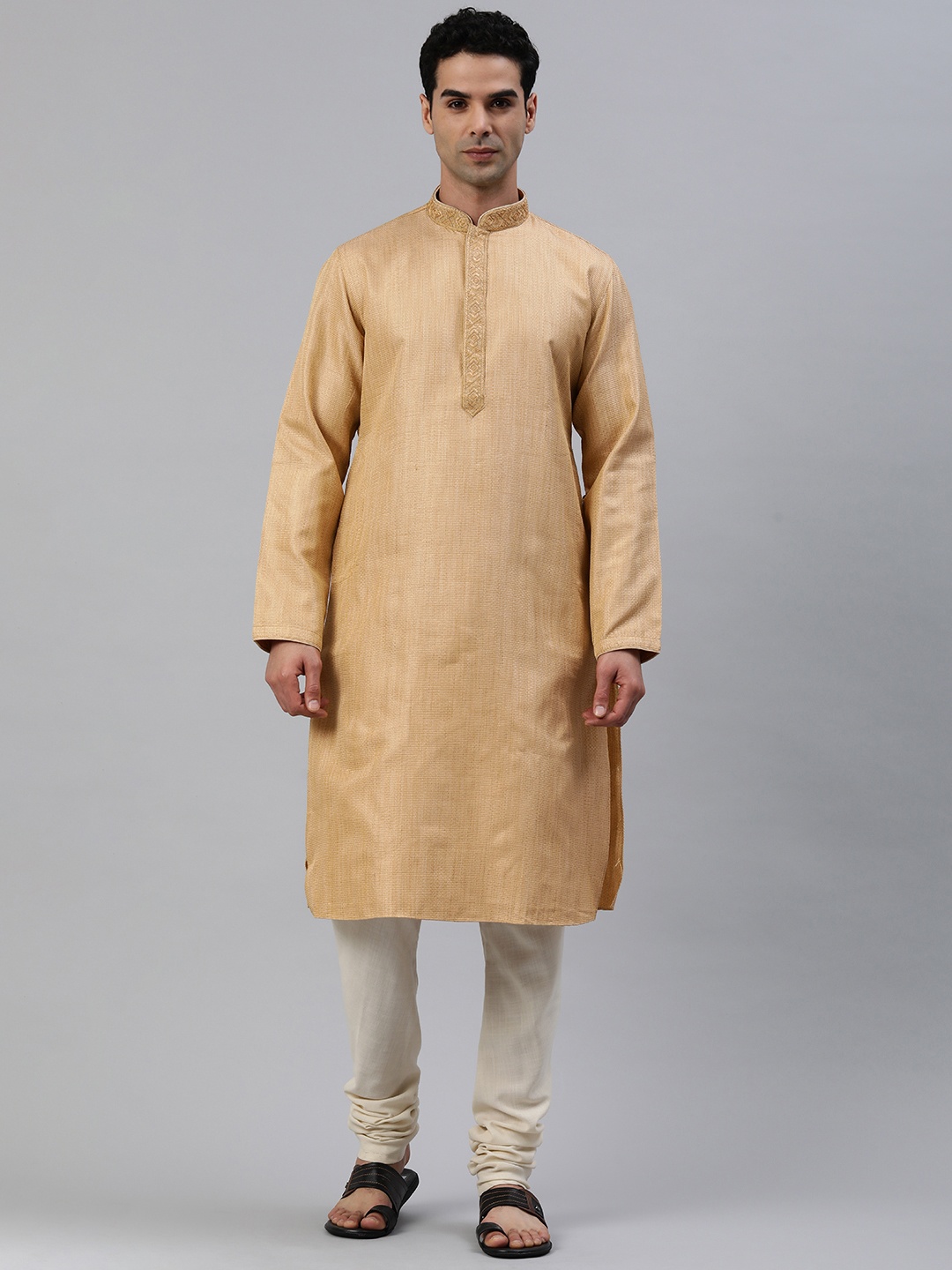 

Manthan Men Thread Work Kurta, Beige