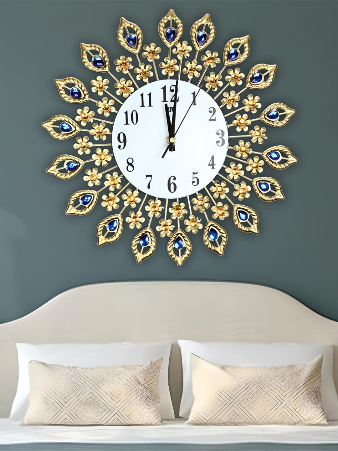 

The Art House Gold Toned & White Textured Abstract Shaped Contemporary Wall Clock