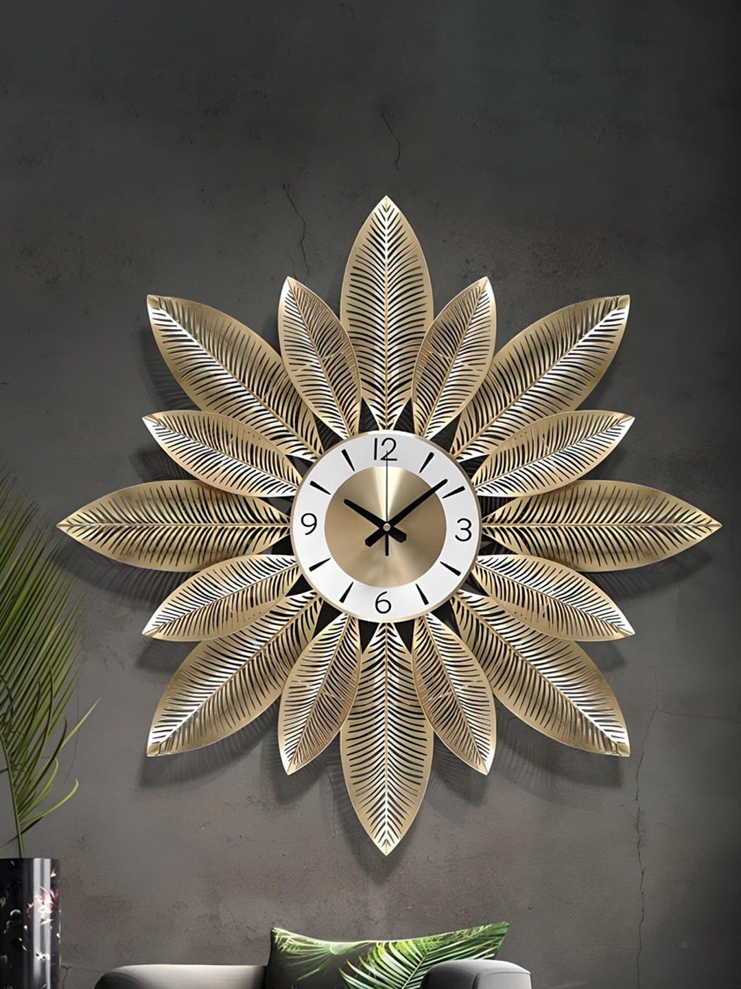 

The Art House Gold-Toned Abstract Shaped Metal Wall Clock, White