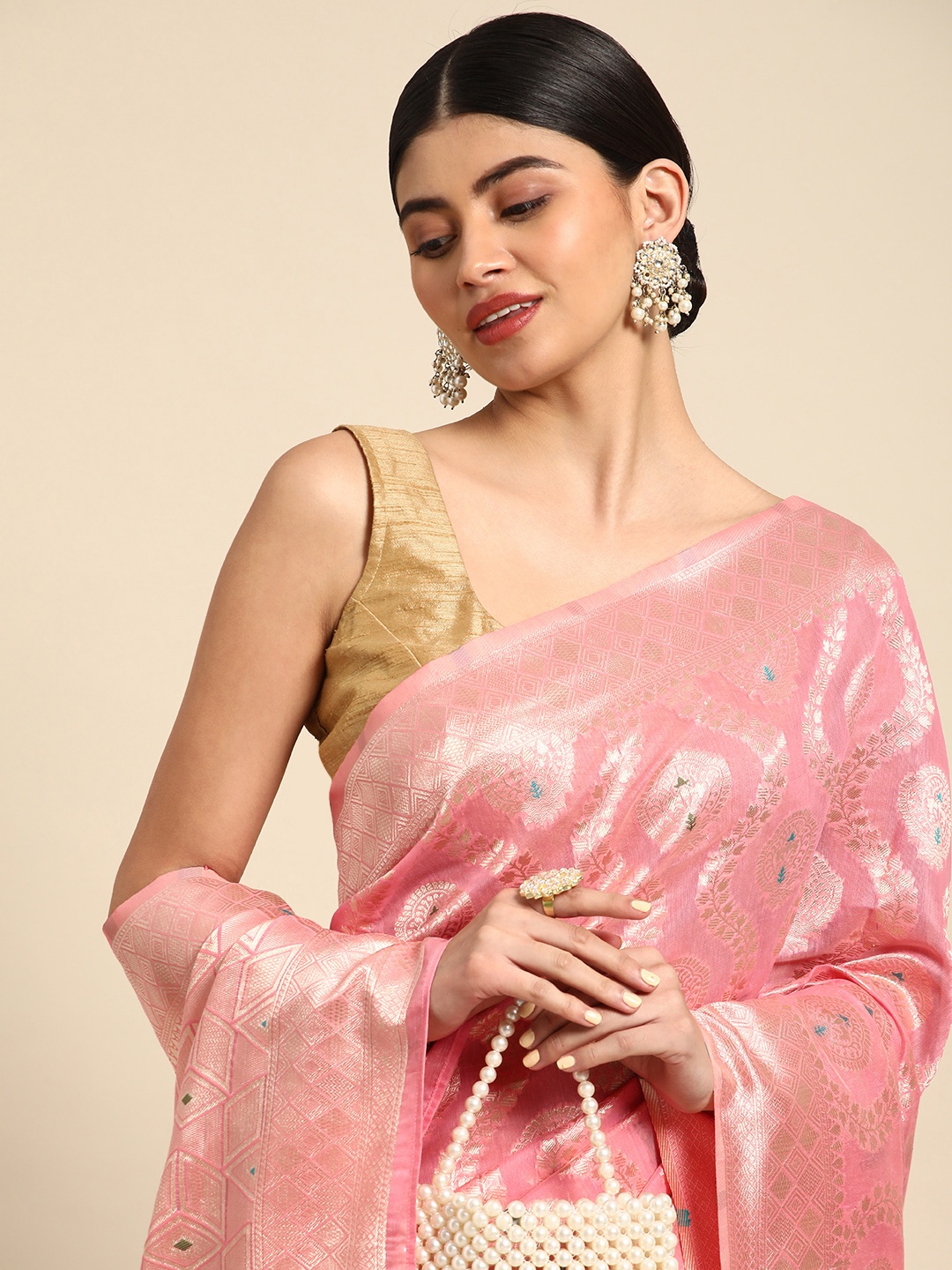 

MOHEY Ethnic Motifs Zari Silk Blend Saree, Pink