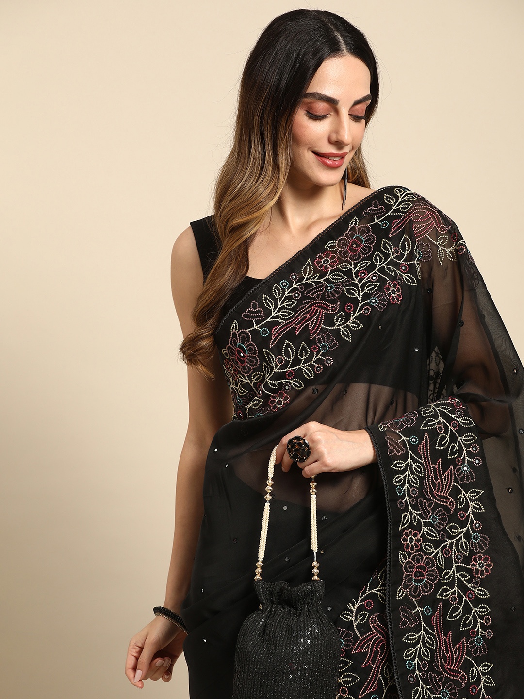 

MOHEY Embellished Mirror Work Organza Saree, Black