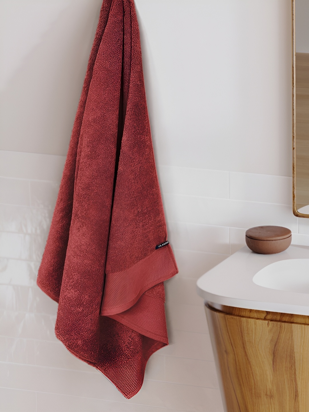 

Sassoon Red Cotton 650 GSM Bath Towel