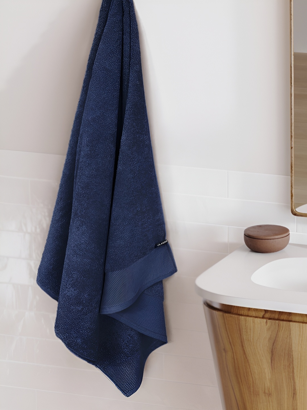 

Sassoon Navy Blue Cotton 650 GSM Bath Towel