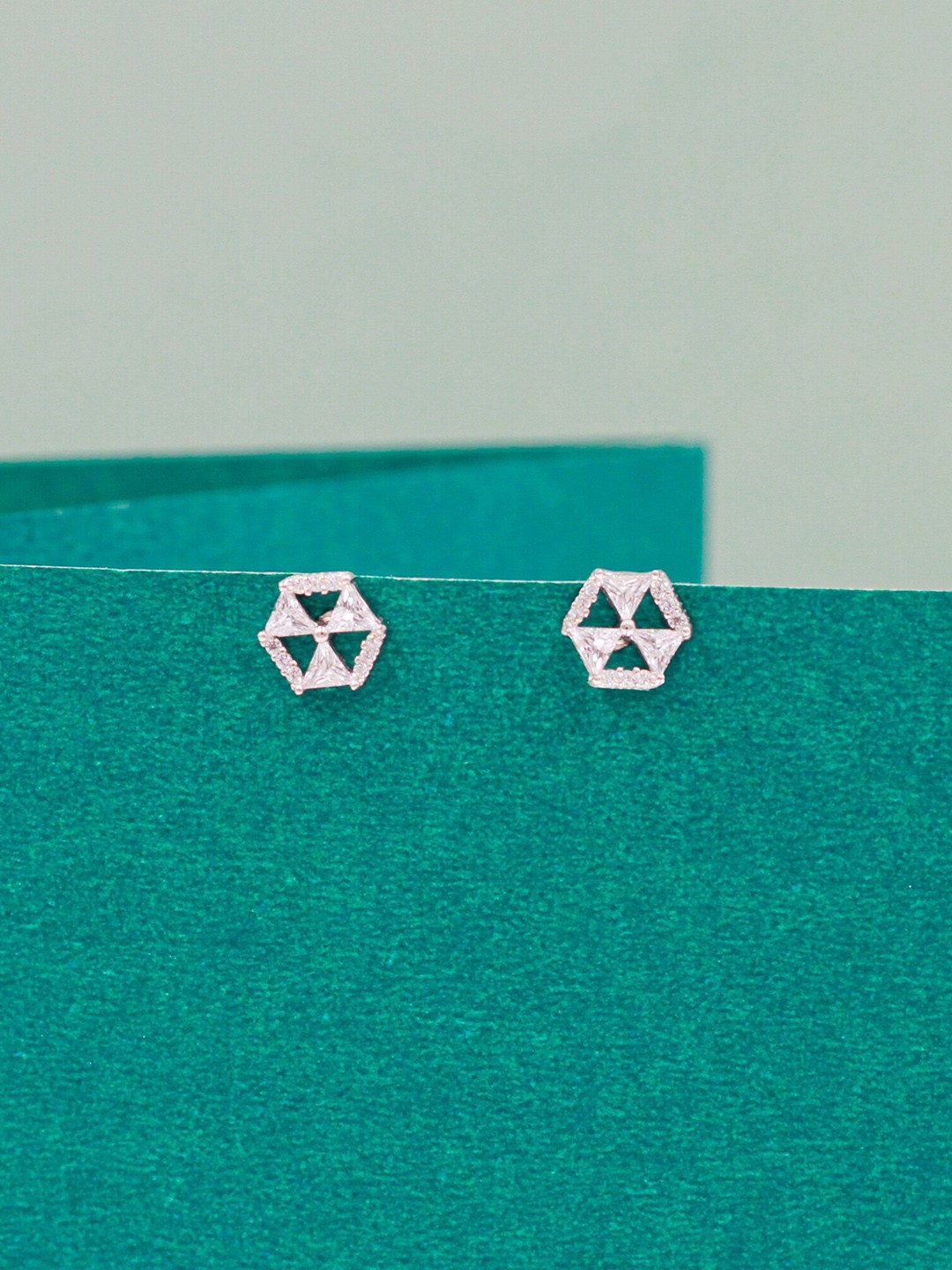 

SANGEETA BOOCHRA Contemporary Stud Earrings, Silver
