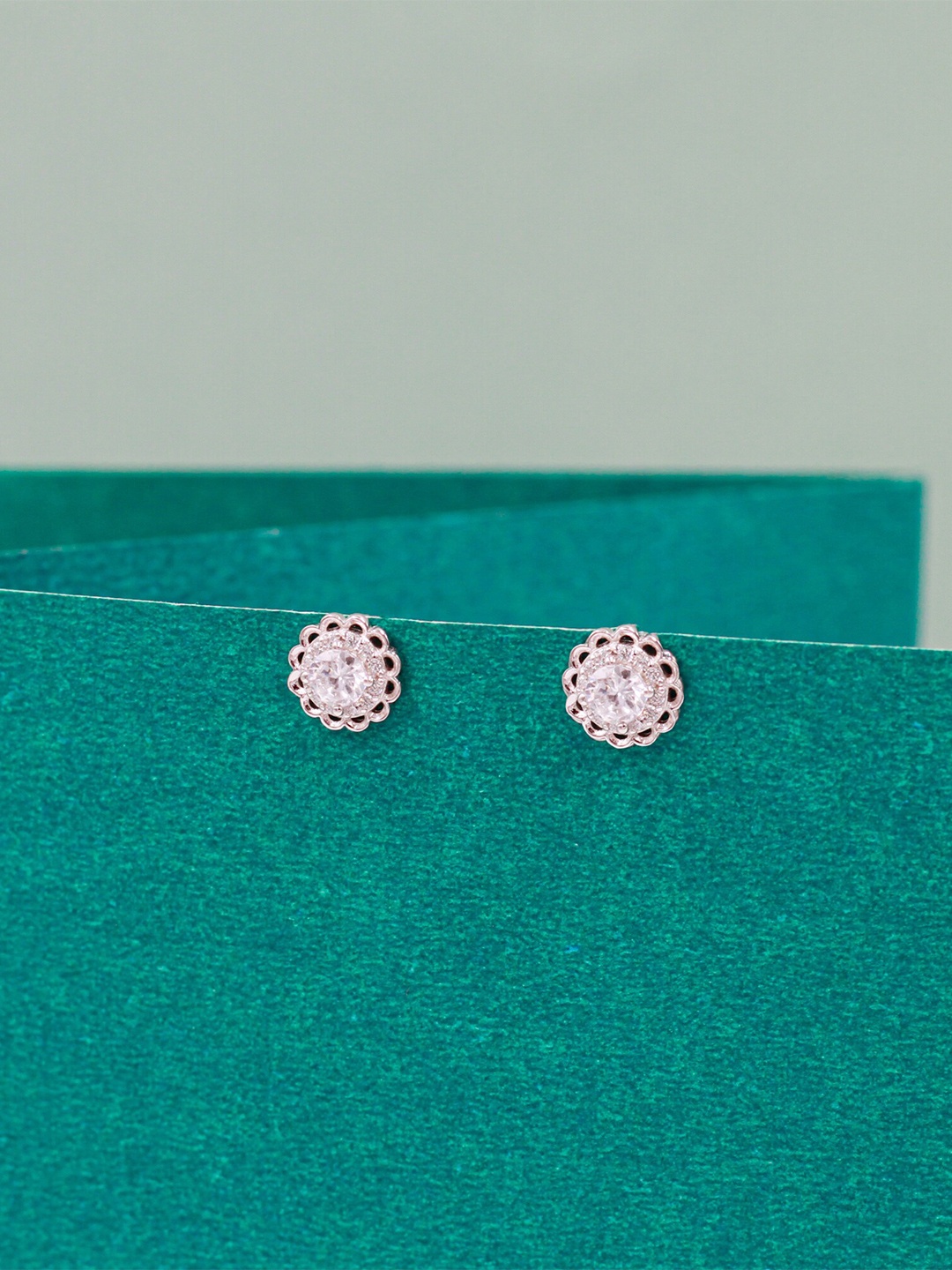 

SANGEETA BOOCHRA Sterling Silver CZ-Studded Floral Studs Earrings