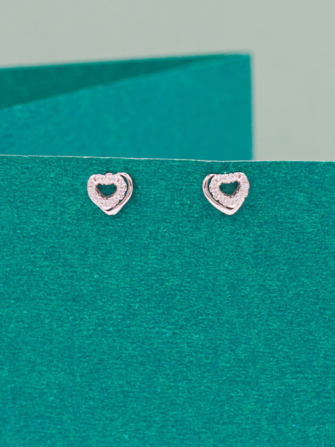 

SANGEETA BOOCHRA Sterling Silver Cubic Zirconia Stone Studded Heart Shaped Studs Earrings