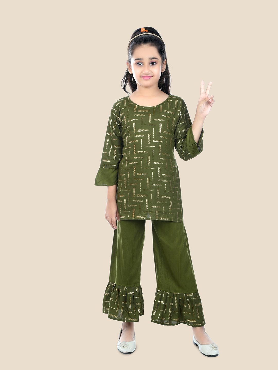 

BAESD Green Regular embellished Kurta with Palazzos Sets