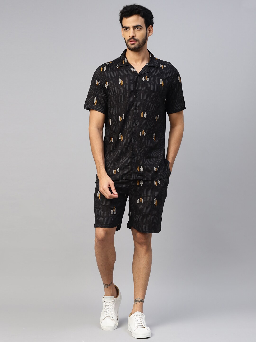 

DON VINO Floral Printed Shirt & Shorts, Black