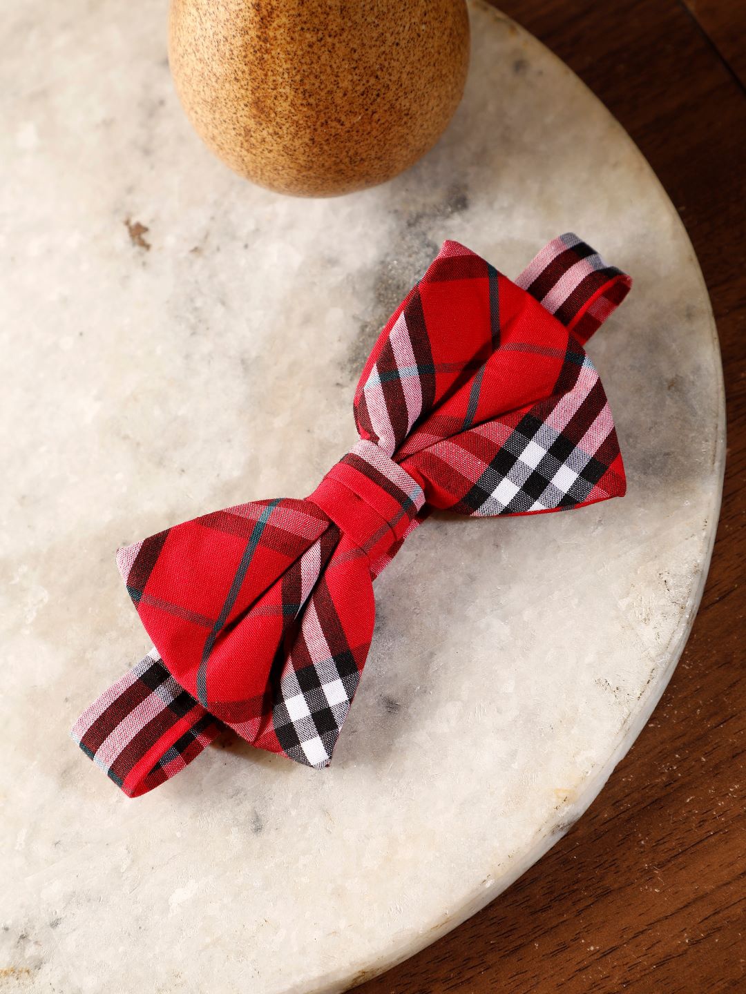 

Alvaro Castagnino Men Striped Bow Tie, Red